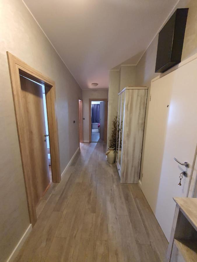 Apartment Sara Ουμάγκ Εξωτερικό φωτογραφία